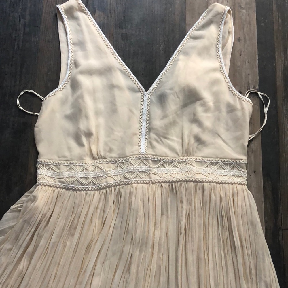 NWT hand embroidered gorgeous dress